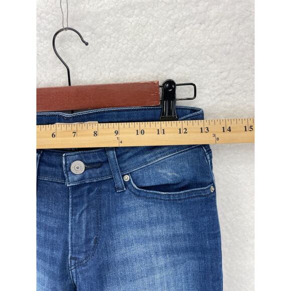 Levi's 711 Skinny Jeans Women's Size 26 Stretch‎ Dark Wash Blue Denim - Picture 2 of 8